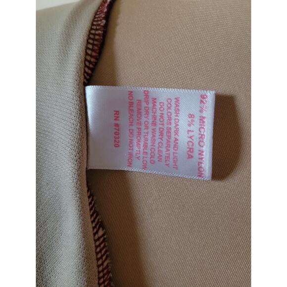 Ballet Class Basics - Burgundy Short Sleeve Leotard - Picture 4 of 6